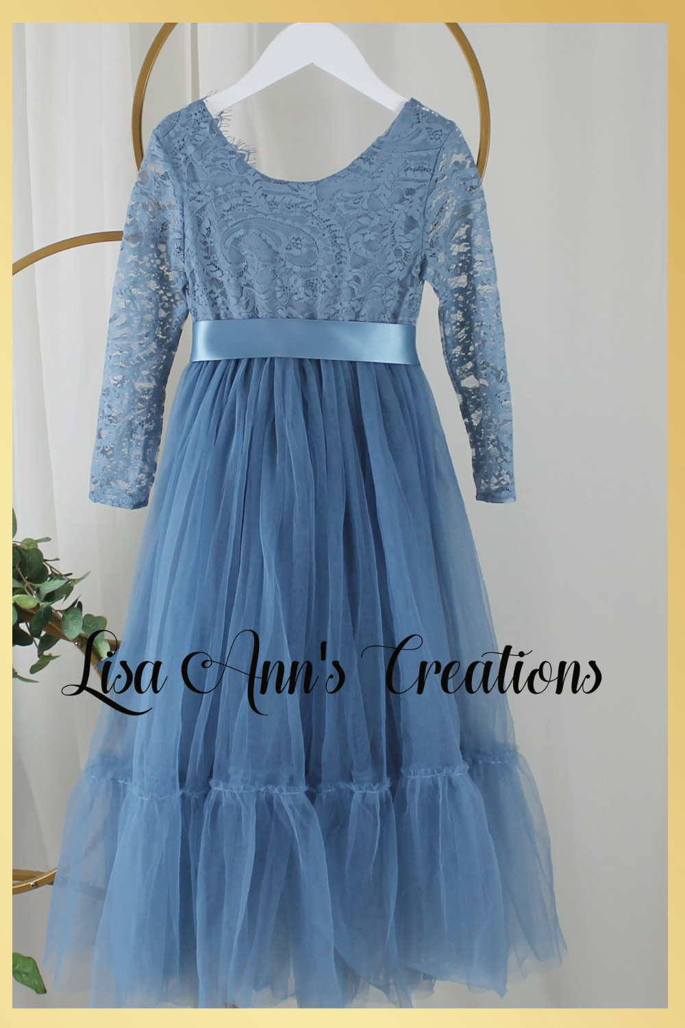 Blue flower girls dresses for winter wedding